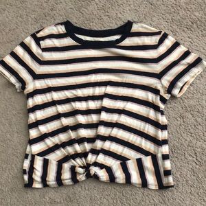 Women’s Hollister size small crop top